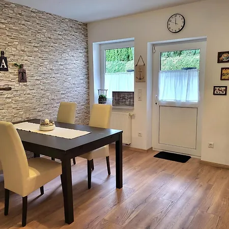 105 Qm Whg Mit Gehobener Ausstattung In Homberg Ohm Daire