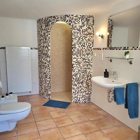 Daire 105 Qm Whg Mit Gehobener Ausstattung In Homberg Ohm Homberg (Ohm)